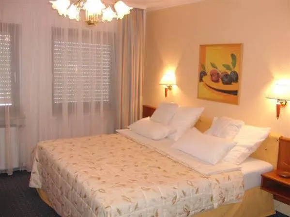 Langwasser Messe Nichtraucherhotel Nürnberg Hotel